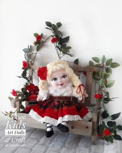 Papusa de mana Fata Mosneagului