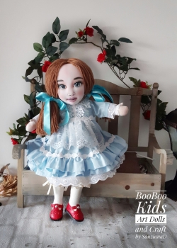 Papusa de mana Dorothy