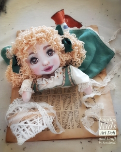 Papusa de mana Gretel 